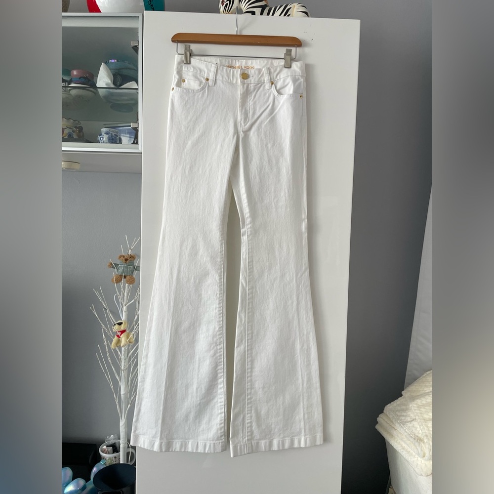 Michael Kors White Denim Jeans with Gold Logo